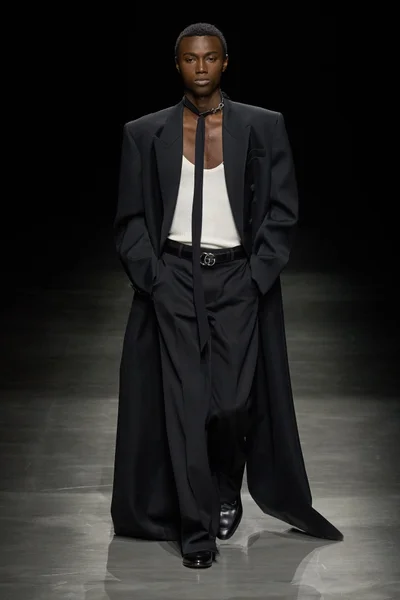 Look 56